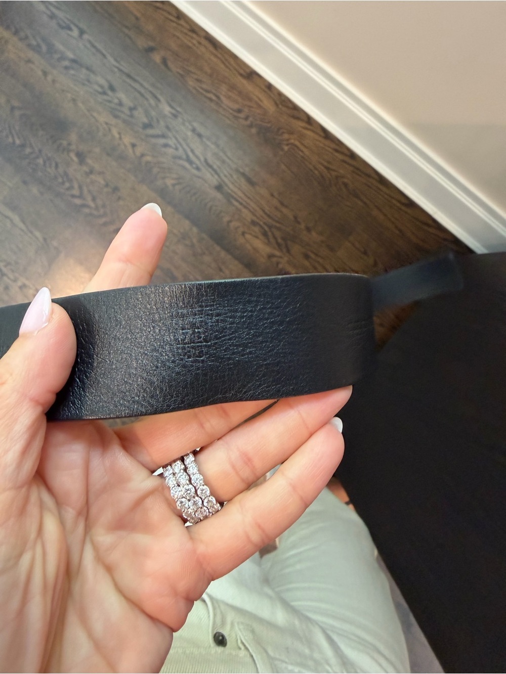 CHANEL Black Leather Belt with Gold Double C Buckle - Picture 4 of 7